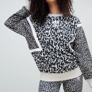 Adidas • LF Crew DX6022 Sweatshirt